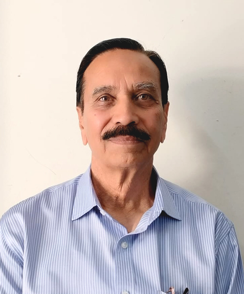 Dr. Ravi Saxena